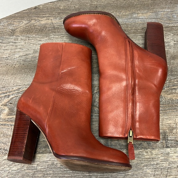 sold in store Sam Edelman Women’s REYES Boots - Rust Red Size 8.5 - Picture 12 of 13